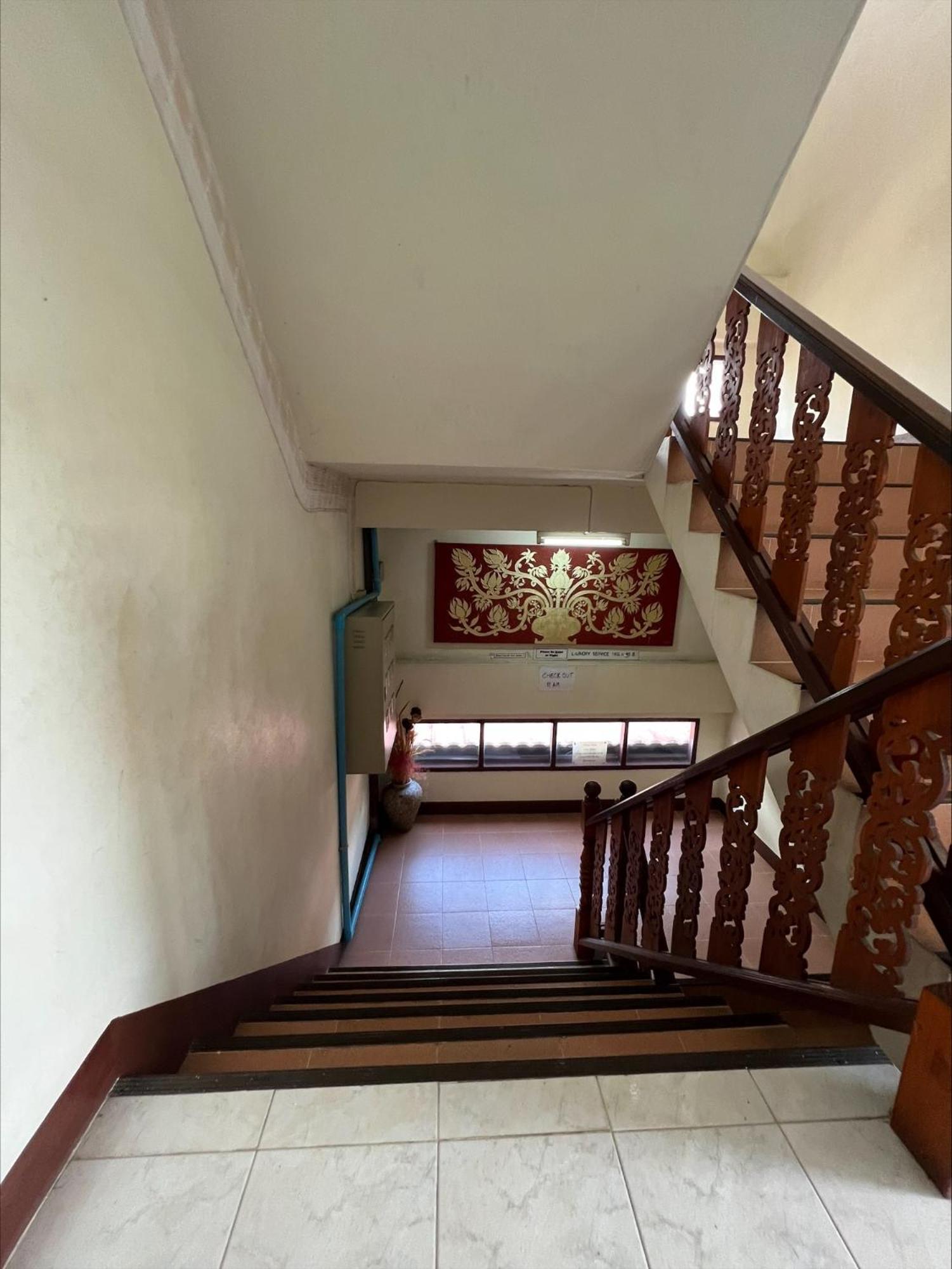 Jj Guesthouse Chiang Mai Exteriör bild